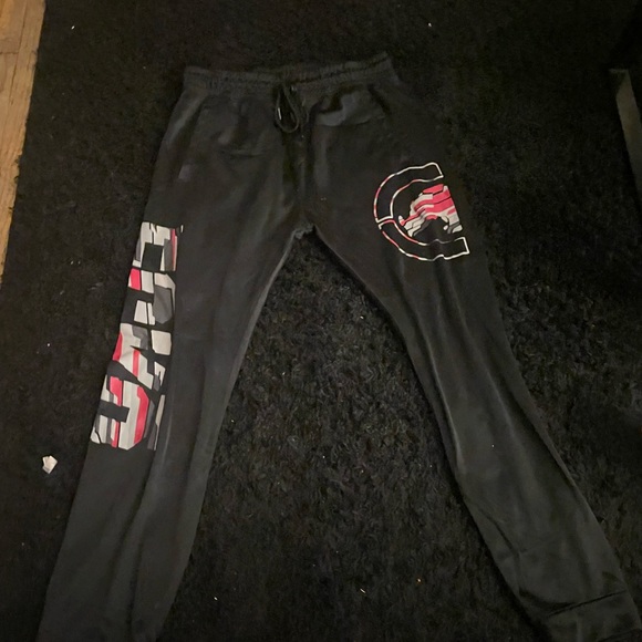 Sweatpants - Picture 4 of 4